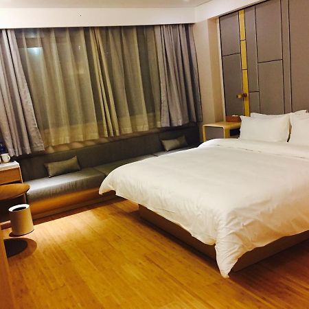 Ss Hotel Xujiahui Shanghai Eksteriør bilde